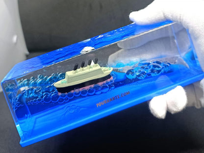 UNSINKABLE TITANIC FIDGET CUM SHOWPIECE